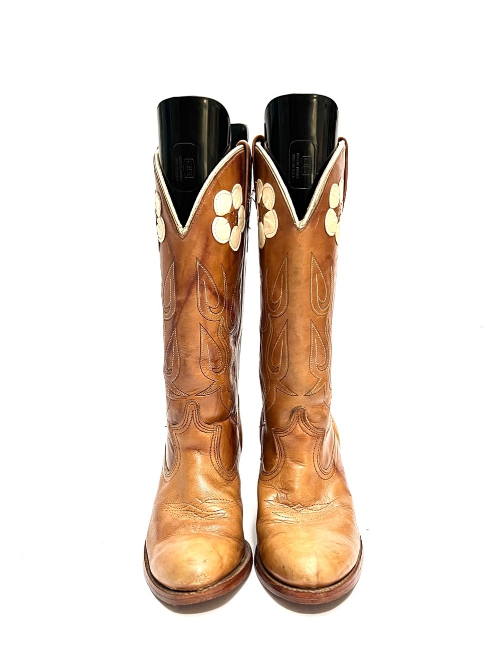 Vintage 1990s women's tan leather floral appliqué heeled cowboy boots - Picture 2 of 9